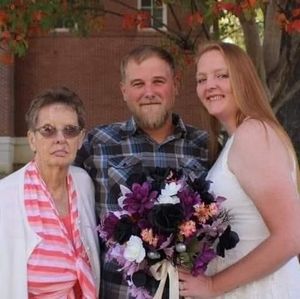 Meet your Posher, Becca